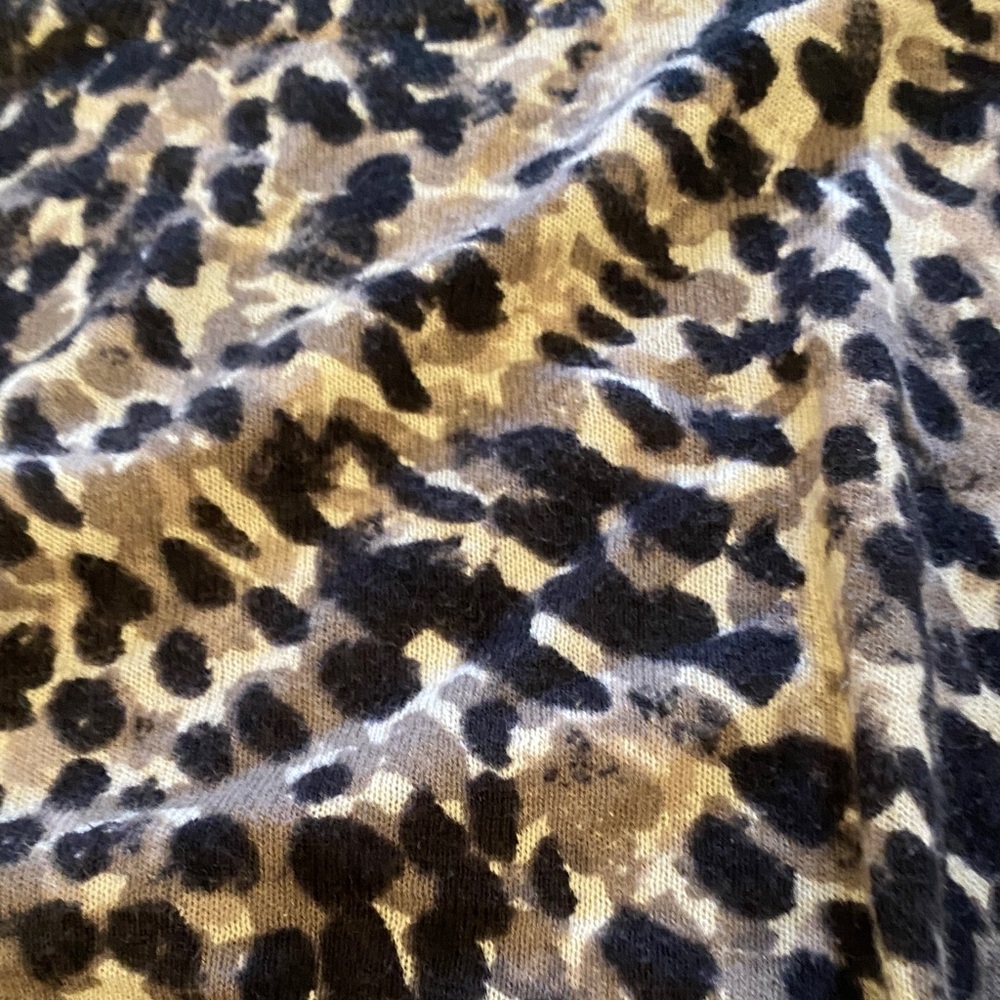 Banana Republic Printed Sweater - Picture 3 of 6